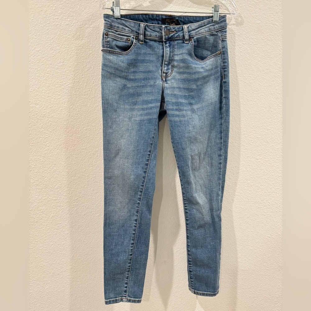 FRYE Denim Light Blue Jean Wash Zipper Fly Jeans Size 4